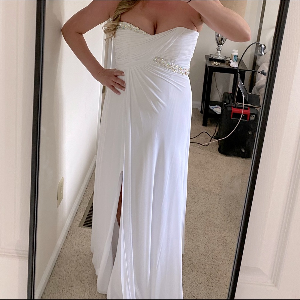 Tiffany Designs White Strapless Formal